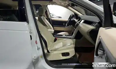 Land Rover Discovery Sport 2018 2.0 гидро в Москве № 166513, миниатюра 11