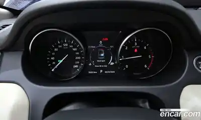 Land Rover Discovery Sport 2018 2.0 гидро в Москве № 166513, миниатюра 8