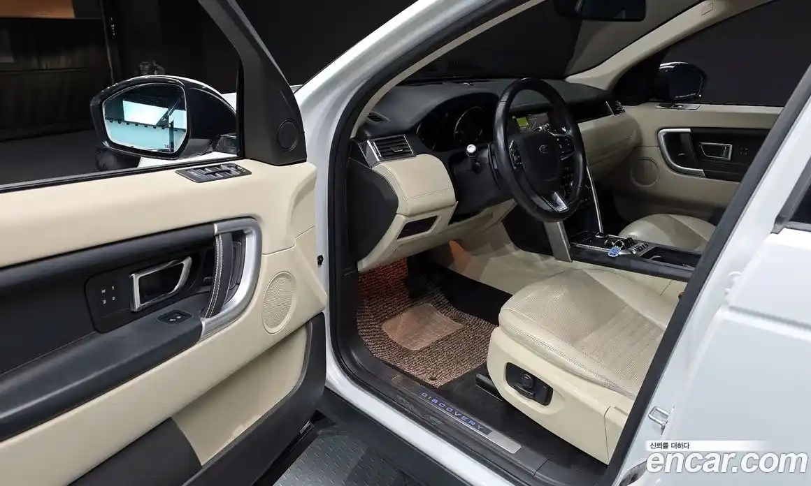 Land Rover Discovery Sport 2018 2.0 гидро в Москве № 166513, фото 10