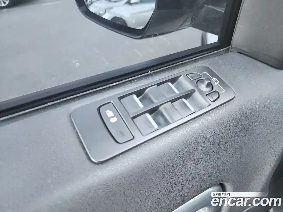 Land Rover Discovery Sport 2019 2.0 гидро в Москве № 166878, фото 13