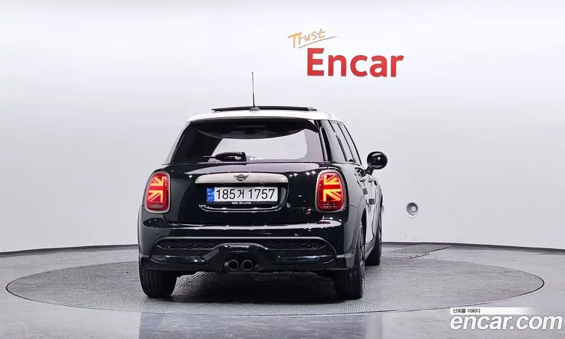 Mini Cooper 2022 2.0 гидро в Москве № 167049, фото 4