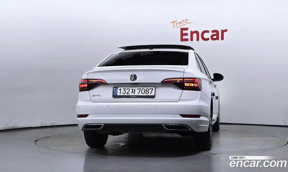 Volkswagen Jetta 2020 1.4 гидро в Москве № 168467, фото 4