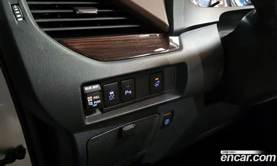 Toyota Sienna 2018 3.5 гидро в Москве № 170235, фото 18