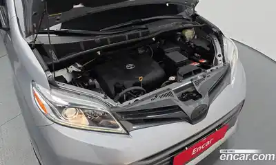 Toyota Sienna 2018 3.5 гидро в Москве № 170235, миниатюра 6