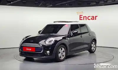 Mini Cooper, 2015
