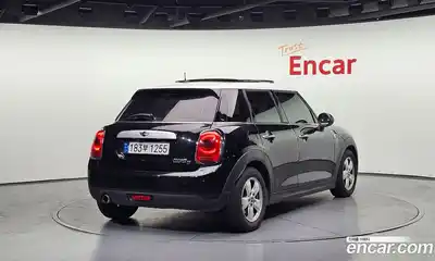 Mini Cooper 2015 1.5 гидро в Москве № 179261, миниатюра 2