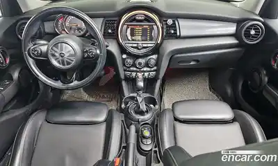 Mini Cooper 2015 1.5 гидро в Москве № 179261, миниатюра 7