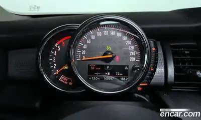 Mini Cooper 2015 1.5 гидро в Москве № 179261, миниатюра 8