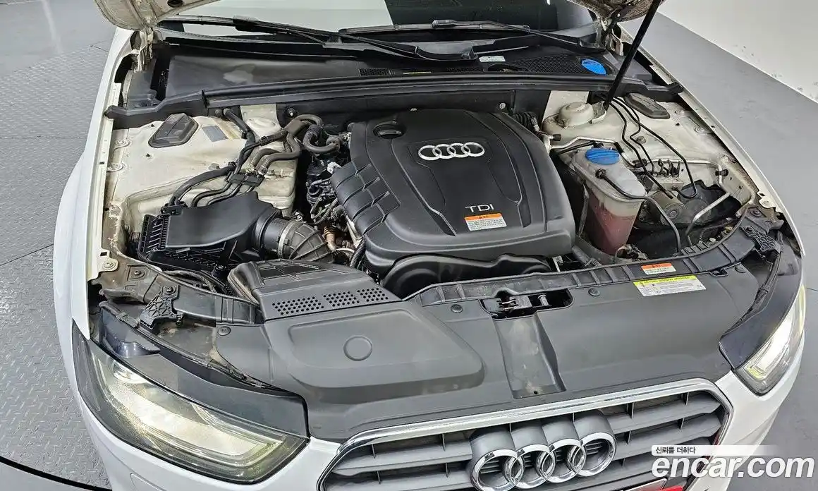 Audi A4 2014 2.0 гидро в Москве № 182002, фото 6