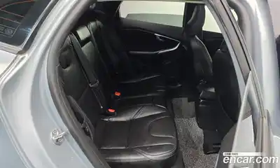 Volvo V40 2018 2.0 гидро в Москве № 190779, миниатюра 12