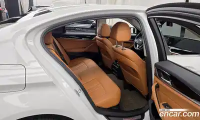 BMW 5-Series 2018 2.0 гидро в Москве № 191336, миниатюра 12