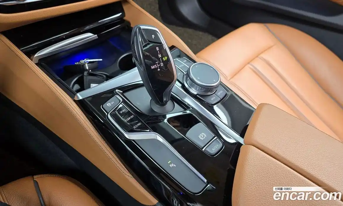 BMW 5-Series 2018 2.0 гидро в Москве № 191336, фото 9