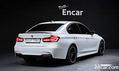 BMW 3-Series 2018 2.0 гидро в Москве № 191967, миниатюра 2