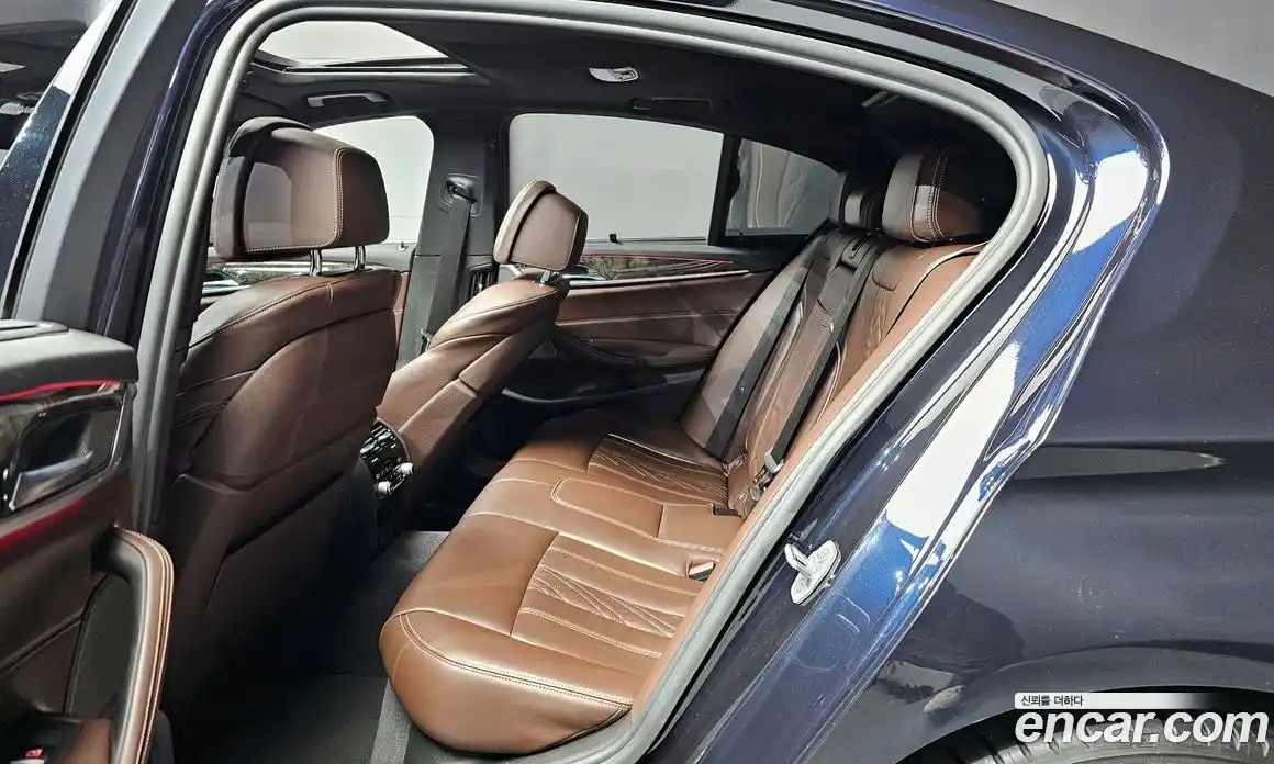 BMW 5-Series 2017 3.0 гидро в Москве № 192884, фото 12
