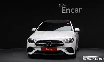 Mercedes-Benz E-Class 2022 2.0 гидро, миниатюра 3