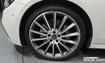 Mercedes-Benz E-Class 2022 2.0 гидро, миниатюра 5