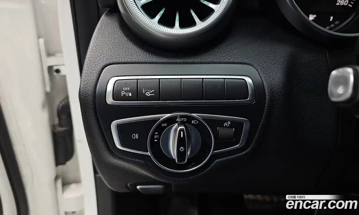 Mercedes-Benz C-Class 2016 2.0 гидро в Москве № 194795, фото 16