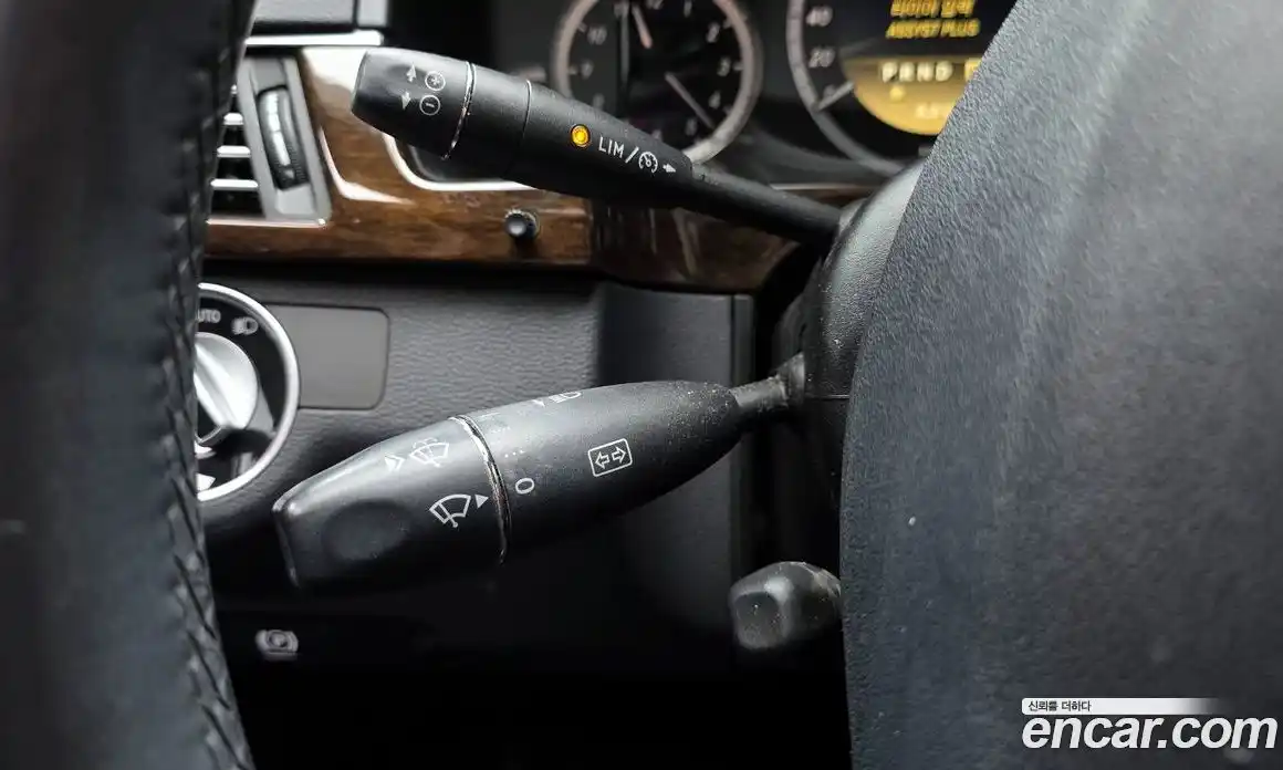 Mercedes-Benz E-Class 2011 1.8 гидро в Москве № 195089, фото 19