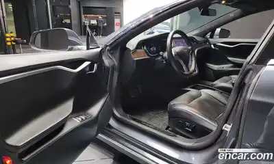 Tesla Model S 2017 0.3 гидро в Москве № 198628, миниатюра 10