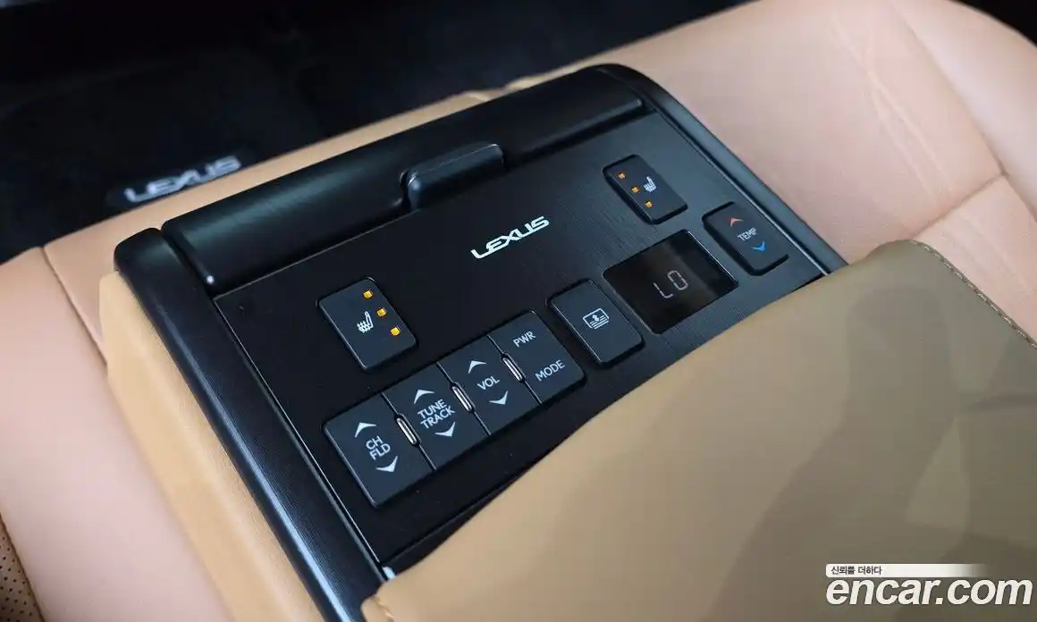 Lexus ES 2023 2.5 гидро в Москве № 198716, фото 18
