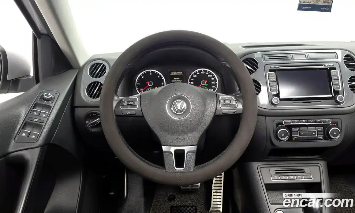 Volkswagen Tiguan 2014 2.0 гидро в Москве № 199165, фото 13