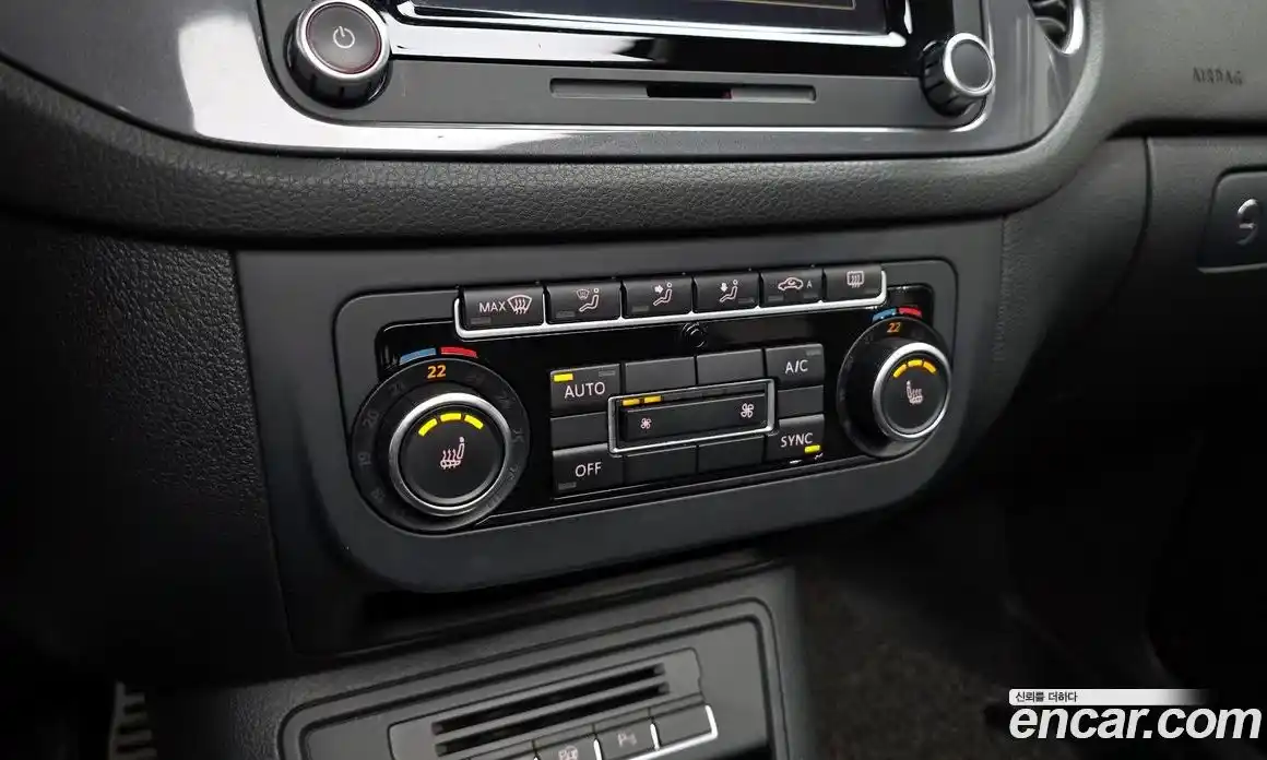 Volkswagen Tiguan 2014 2.0 гидро в Москве № 199165, фото 18