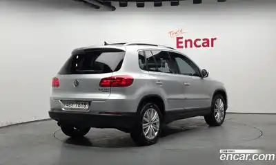 Volkswagen Tiguan 2014 2.0 гидро в Москве № 199165, миниатюра 2