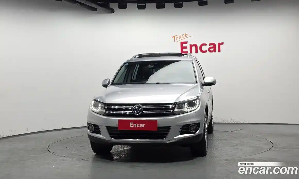 Volkswagen Tiguan 2014 2.0 гидро в Москве № 199165, фото 3