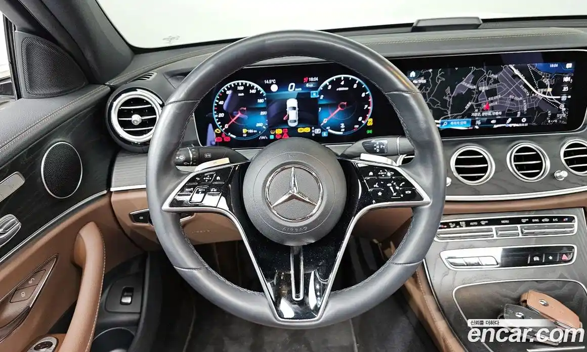 Mercedes-Benz E-Class 2022 2.0 гидро, фото 13