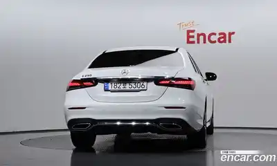 Mercedes-Benz E-Class 2022 2.0 гидро, миниатюра 4