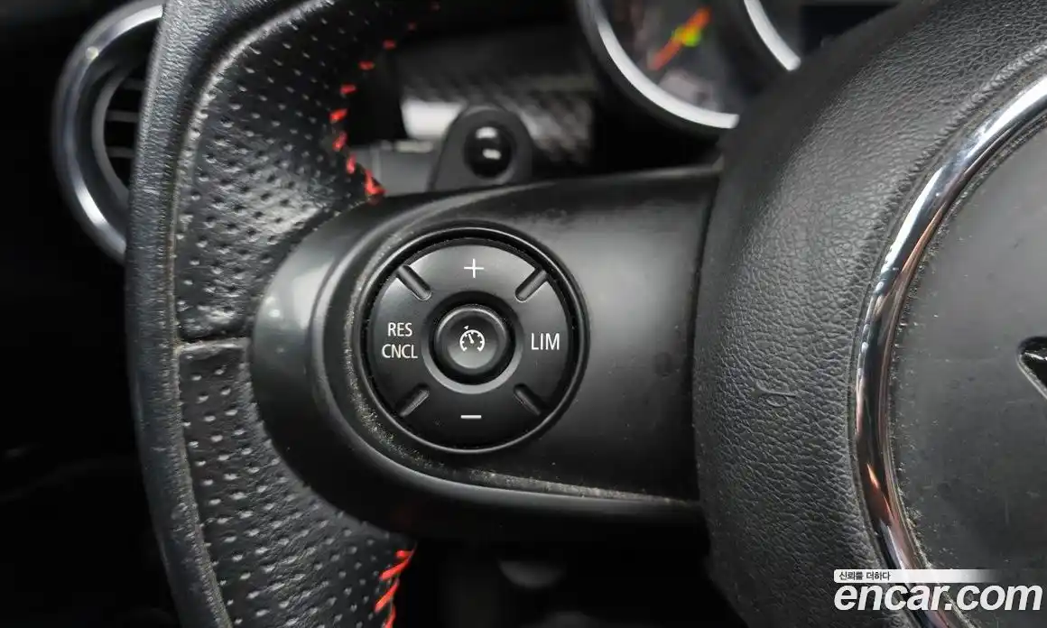 Mini Cooper 2017 2.0 гидро в Москве № 207208, фото 18