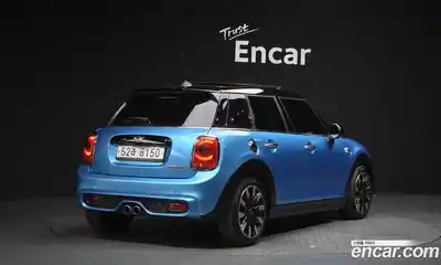 Mini Cooper 2017 2.0 гидро в Москве № 207208, миниатюра 2