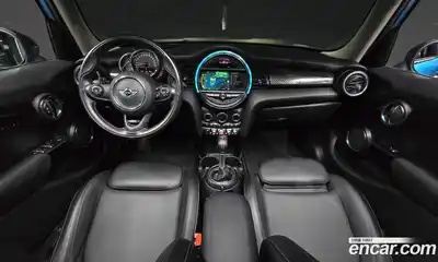 Mini Cooper 2017 2.0 гидро в Москве № 207208, миниатюра 7