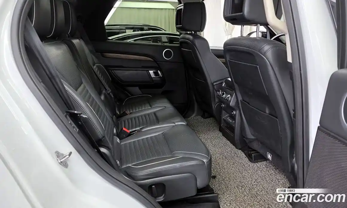 Land Rover Discovery 2018 3.0 гидро в Москве № 213815, фото 12