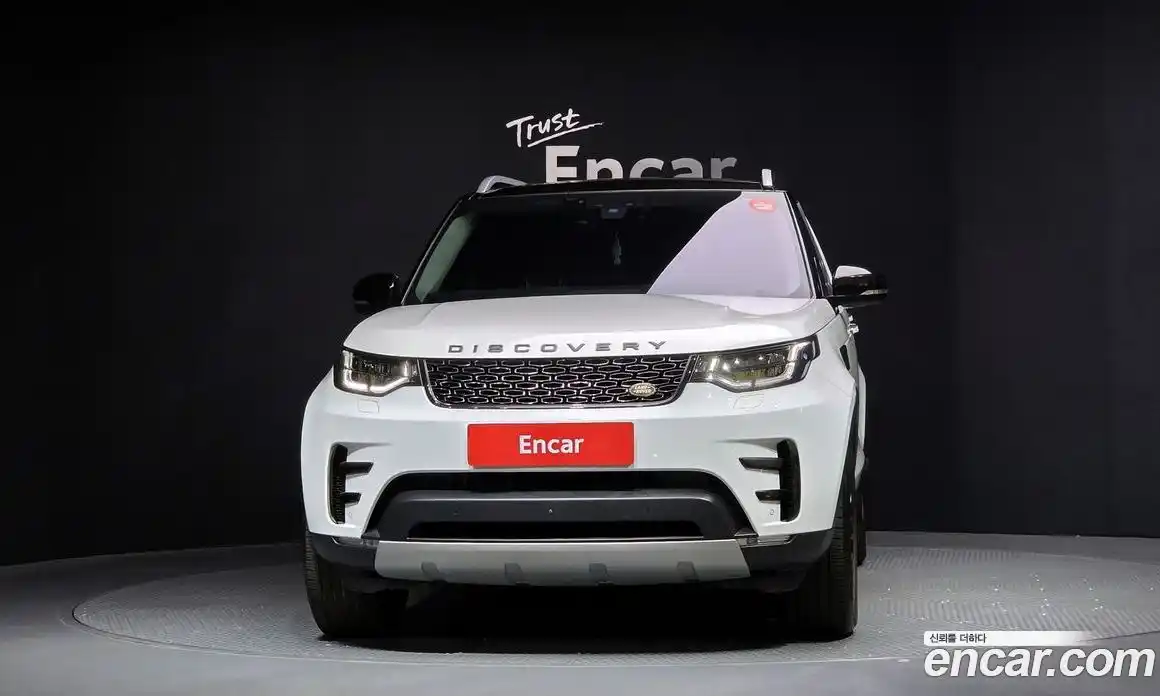 Land Rover Discovery 2018 3.0 гидро в Москве № 213815, фото 3