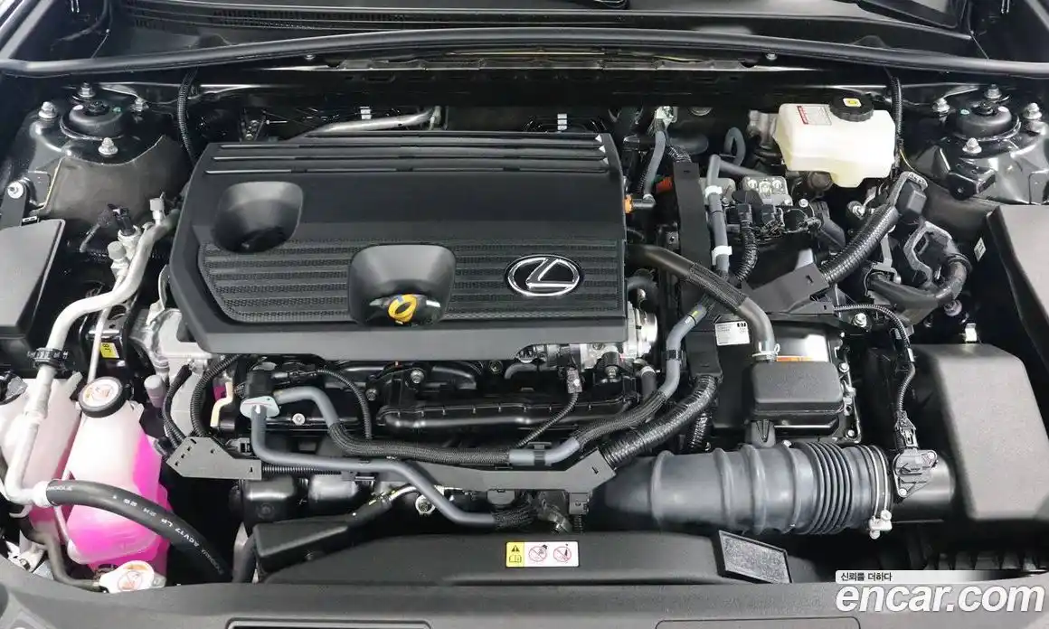 Lexus ES 2024 2.5 вариатор в Москве № 214767, фото 4