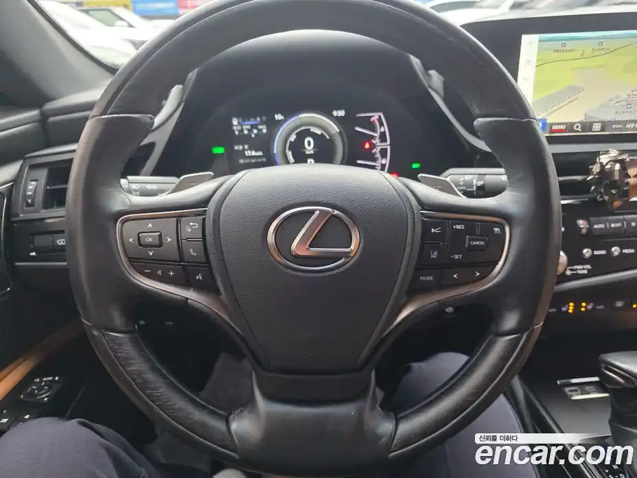 Lexus ES 2024 2.5 гидро в Москве № 214799, фото 11