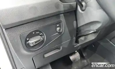Volkswagen Tiguan 2023 2.0 гидро в Москве № 215228, миниатюра 12