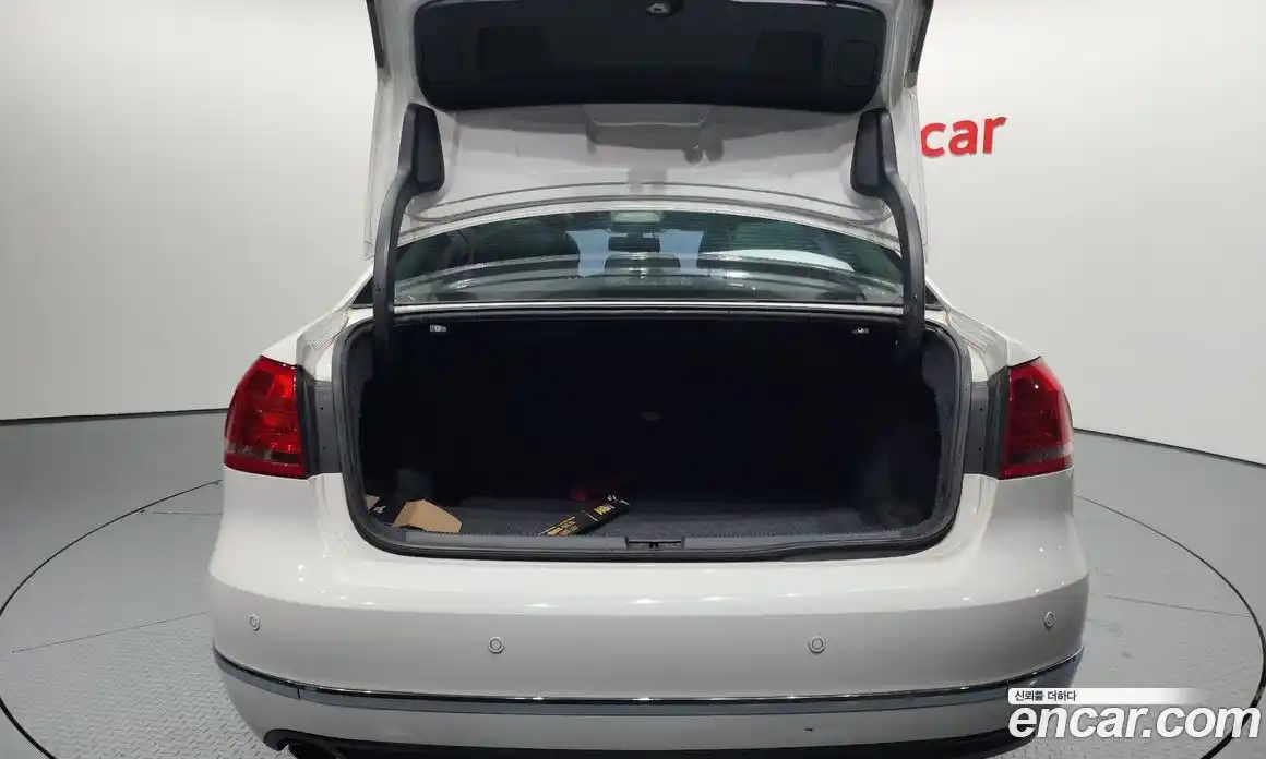 Volkswagen Passat 2015 2.0 гидро в Москве № 215355, фото 20