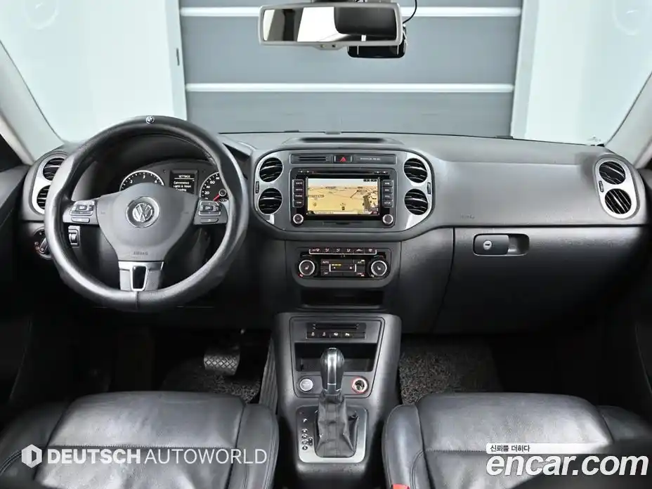 Volkswagen Tiguan 2015 2.0 гидро в Москве № 215378, фото 7