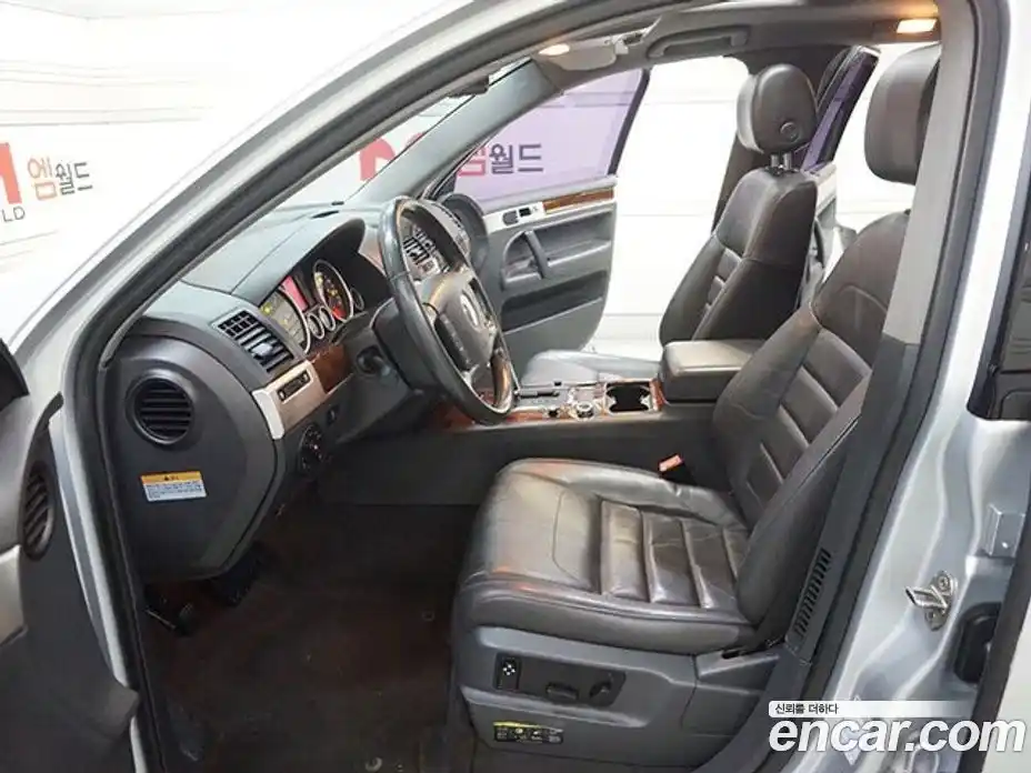 Volkswagen Touareg 2010 3.0 гидро в Москве № 226416, фото 11