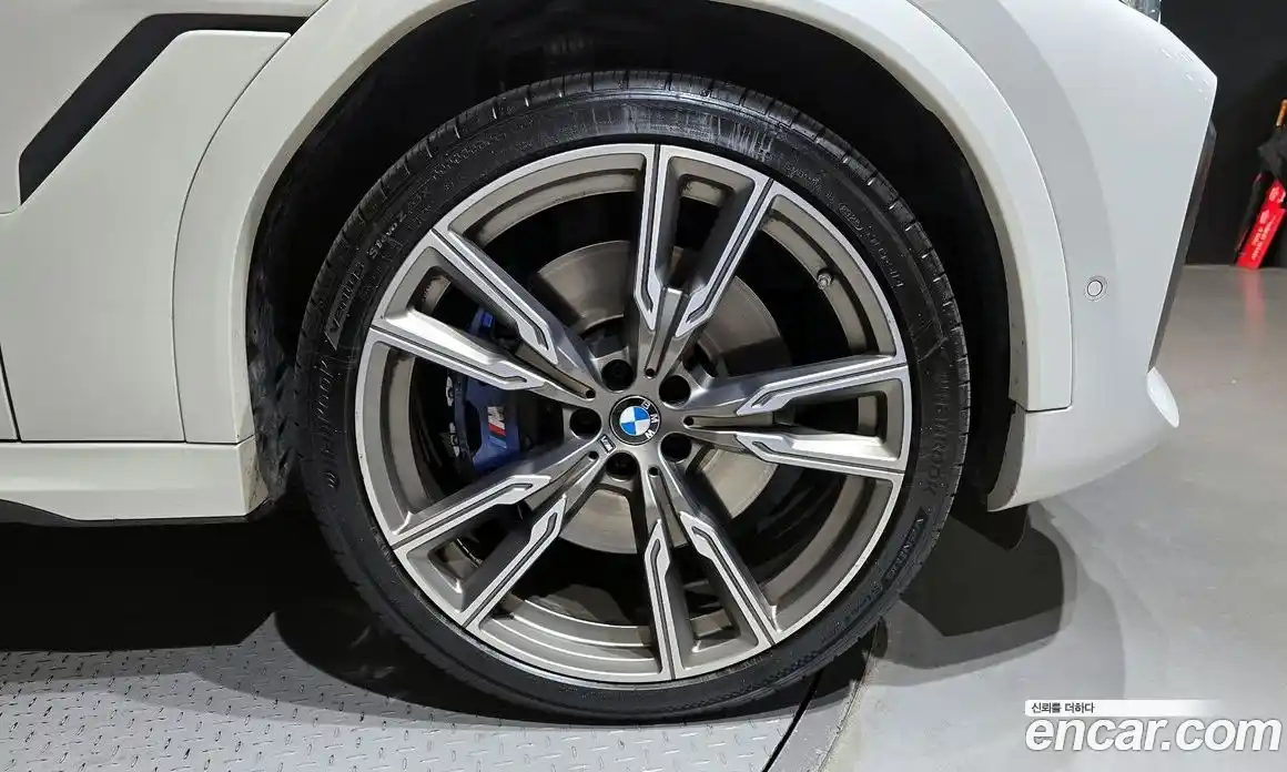 BMW X6 2020 4.4 гидро в Москве № 228572, фото 5
