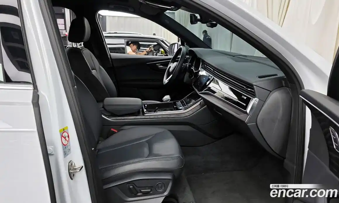 Audi Q7 2022 3.0 гидро в Москве № 229666, фото 11
