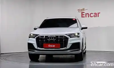 Audi Q7 2022 3.0 гидро в Москве № 229666, миниатюра 3