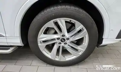 Audi Q7 2022 3.0 гидро в Москве № 229666, миниатюра 5