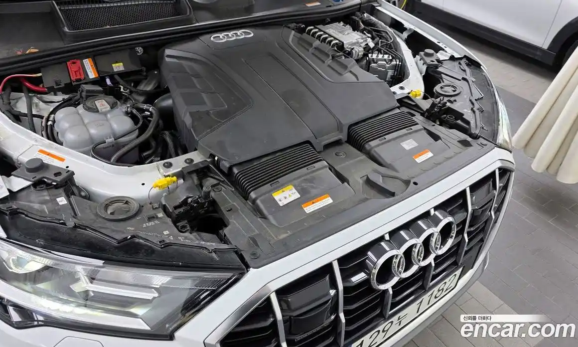 Audi Q7 2022 3.0 гидро в Москве № 229666, фото 6