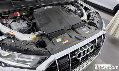 Audi Q7 2022 3.0 гидро в Москве № 229666, миниатюра 6