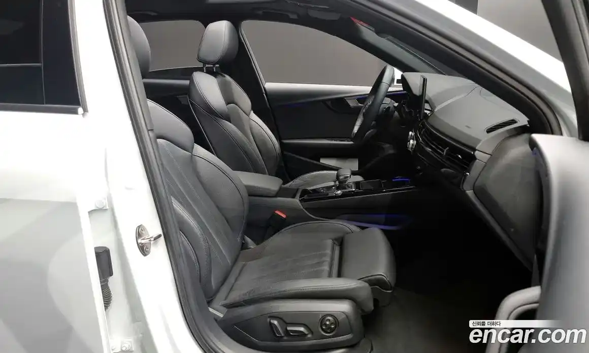 Audi A4 2021 2.0 гидро в Москве № 229720, фото 11