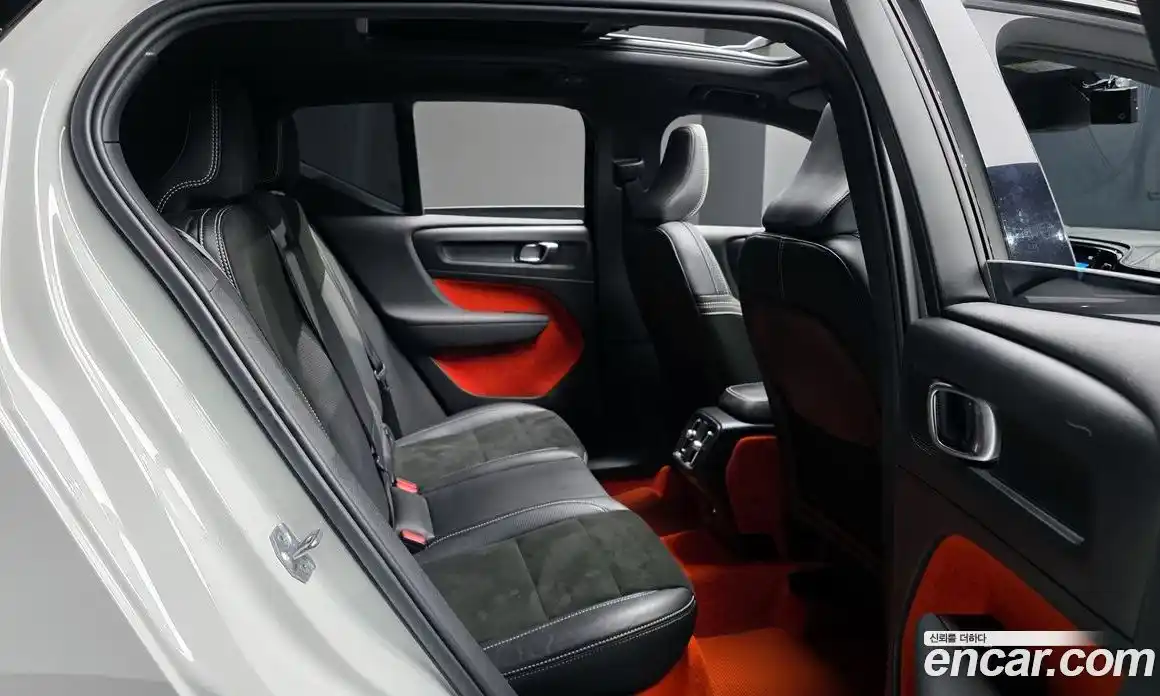 Volvo XC40 2020 2.0 гидро в Москве № 230508, фото 12