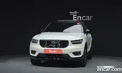 Volvo XC40 2020 2.0 гидро в Москве № 230508, миниатюра 3